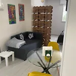 Marlene's 1 *